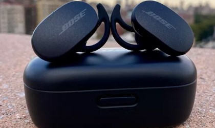 Best Wireless Earbuds With Long Battery Life in 2022